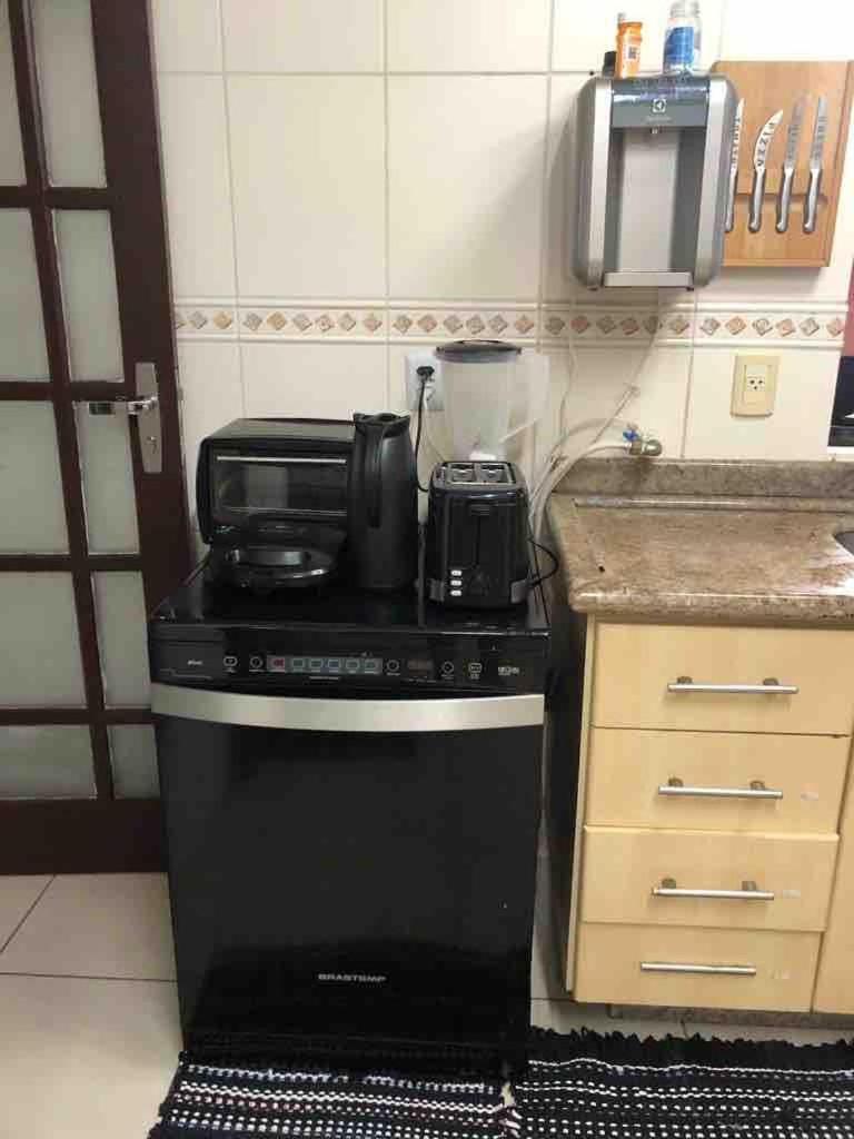 Alugo Em Cobertura * Balneário Camboriú